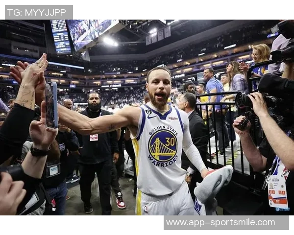 下半场体力不支KD18中6砍下20分第三节3次失误第四节3中0